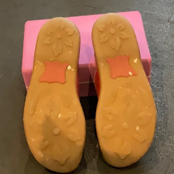 Born red ladies buckle shoes - Picture 4 of 5